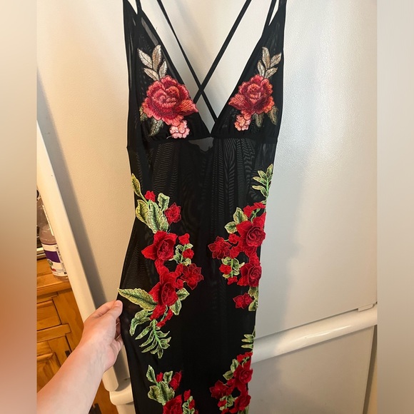 Dress - Picture 2 of 2